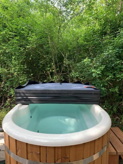 Dgg Woodland Escape Hotel South Barrow Ngoại thất bức ảnh